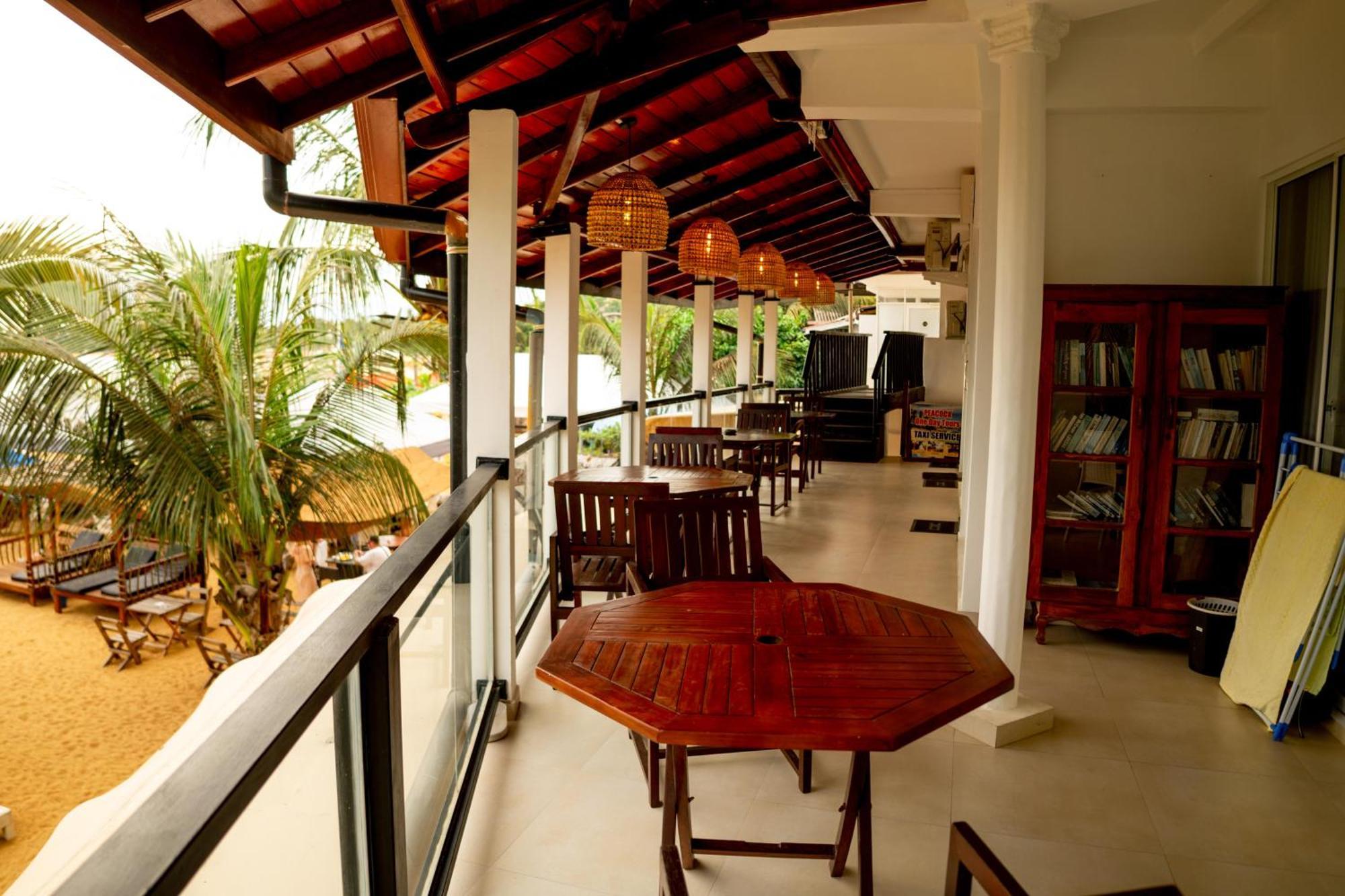 Peacock Beach Hotel אונה ואטונה מראה חיצוני תמונה