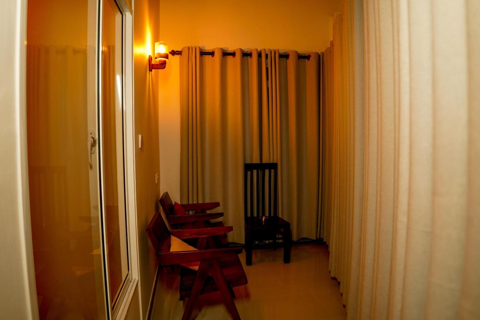 Peacock Beach Hotel אונה ואטונה מראה חיצוני תמונה