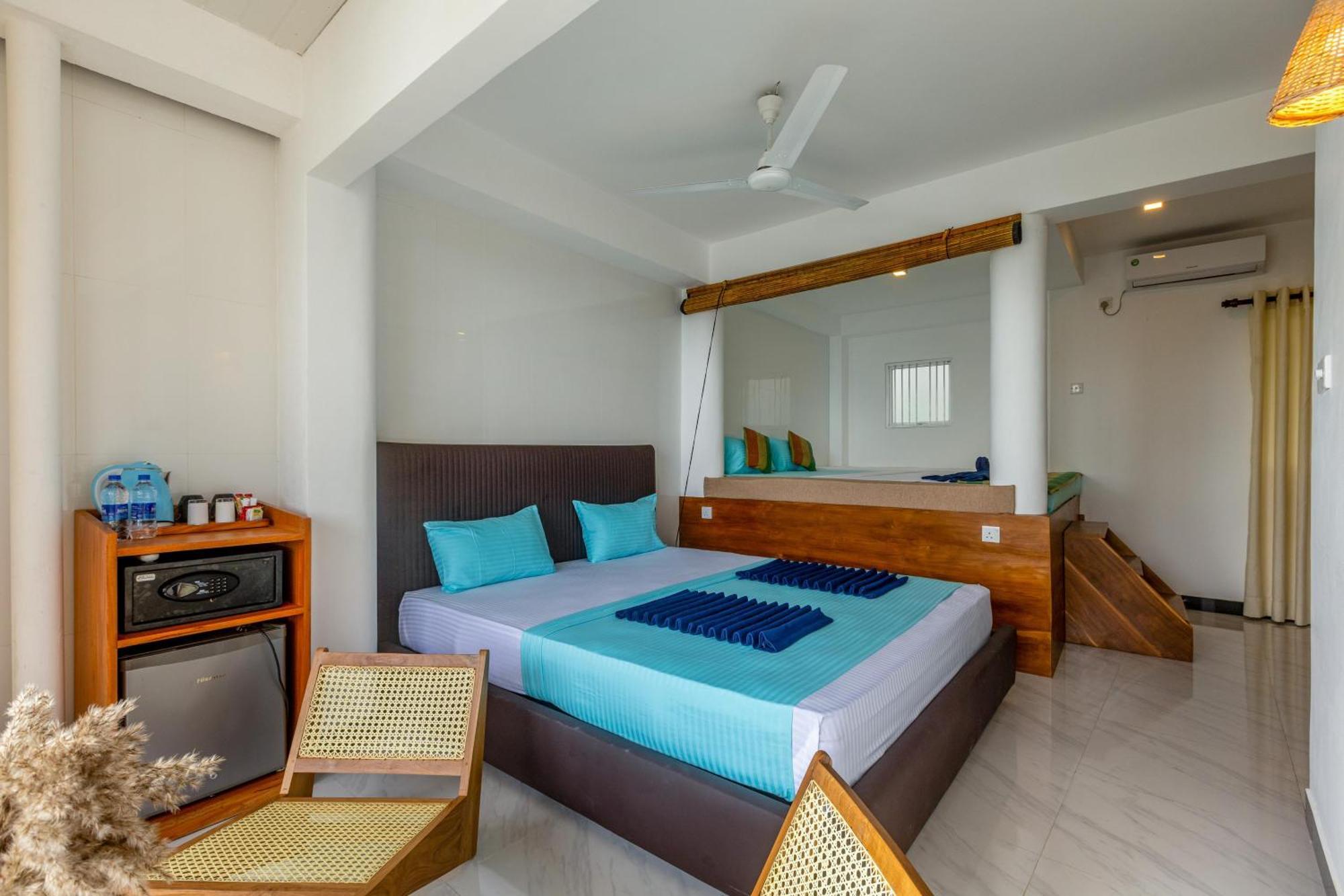 Peacock Beach Hotel אונה ואטונה מראה חיצוני תמונה