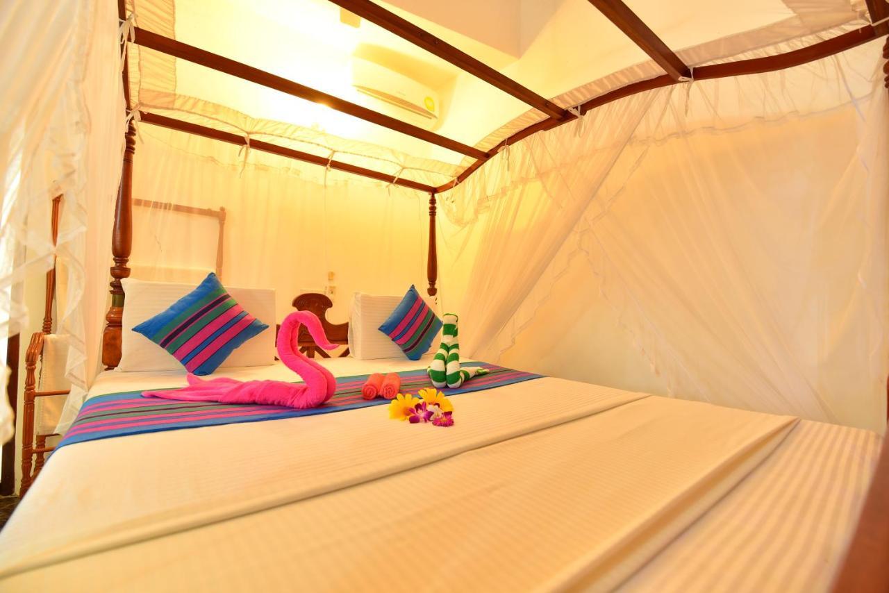 Peacock Beach Hotel אונה ואטונה מראה חיצוני תמונה