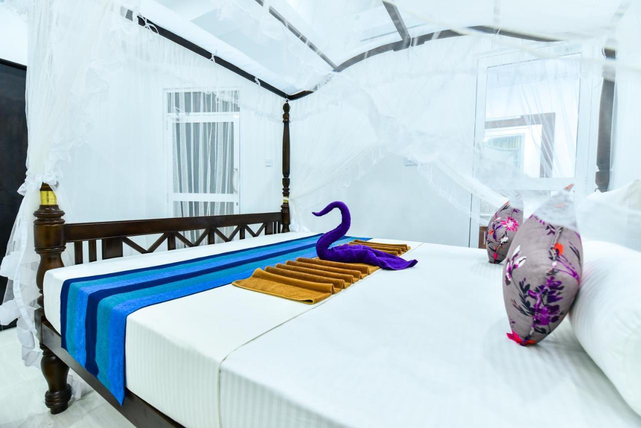 Peacock Beach Hotel אונה ואטונה מראה חיצוני תמונה
